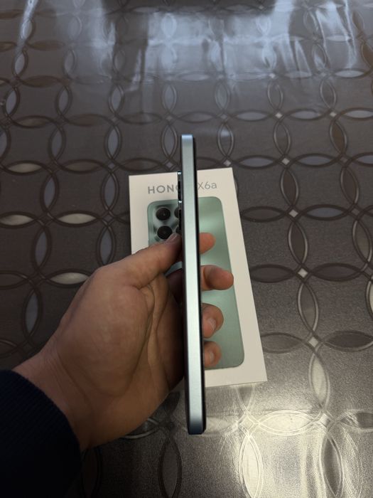 Телефон Honor X6a