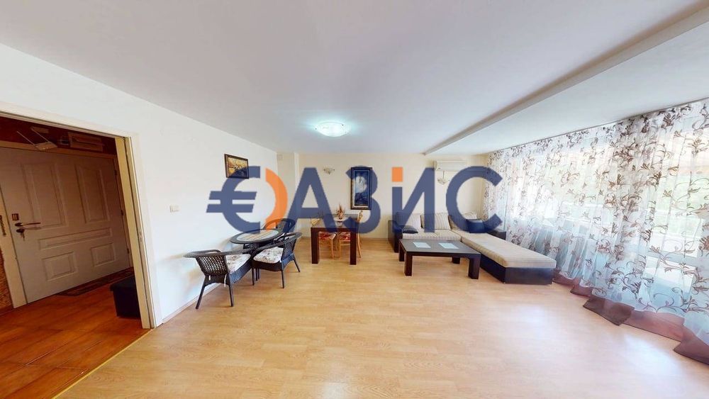 Продава се Тристаен апартамент в к.к. Слънчев бряг - 116 кв.м за 479 €/кв.м - Снимка #8