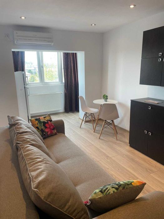 Inchiriez garsoniera