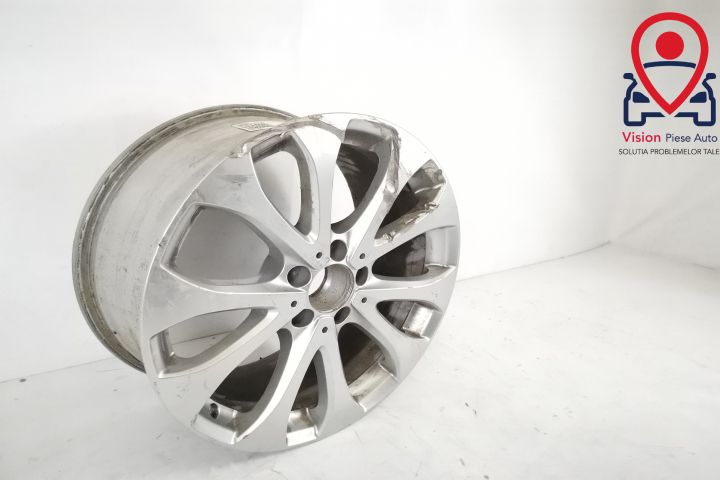 Оригинална джанта / Originalna Djanta 8 J R 18 ET 43 ПОВРЕДЕНА Мерцеде