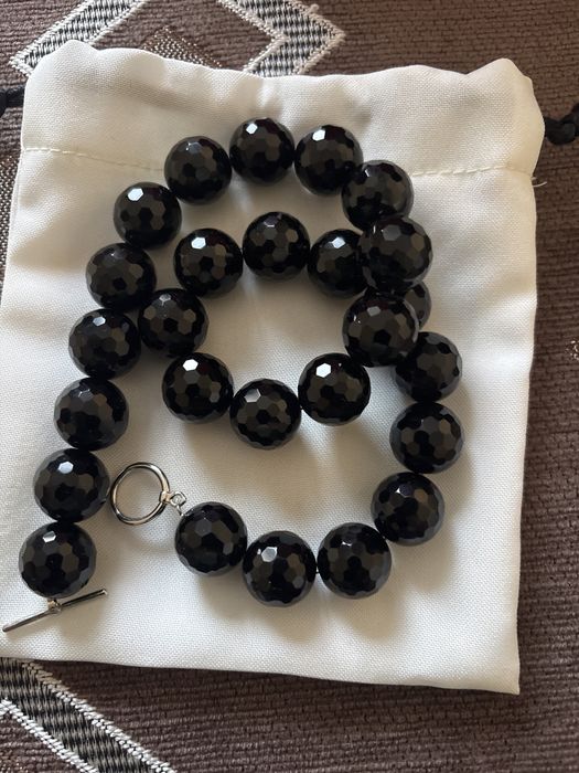 Чокер из черного оникса (агат)