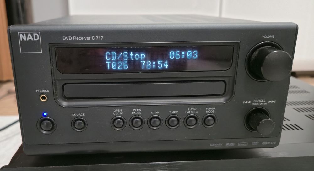 NAD DVD receiver C 717 amplificator