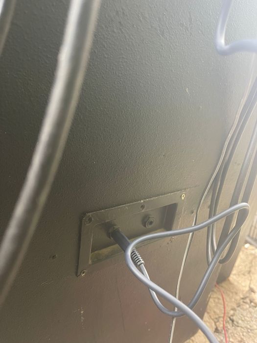 Vand boxa sau schimb