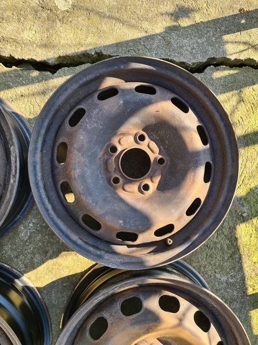 jante tabla R 15 ~ 5 x 108 ~ Ford Focus Fiesta Fusion