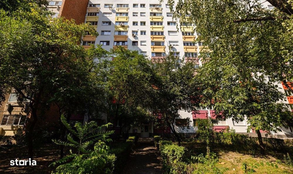 Apartament 2 camere, decomandat , Compelxul Studentesc