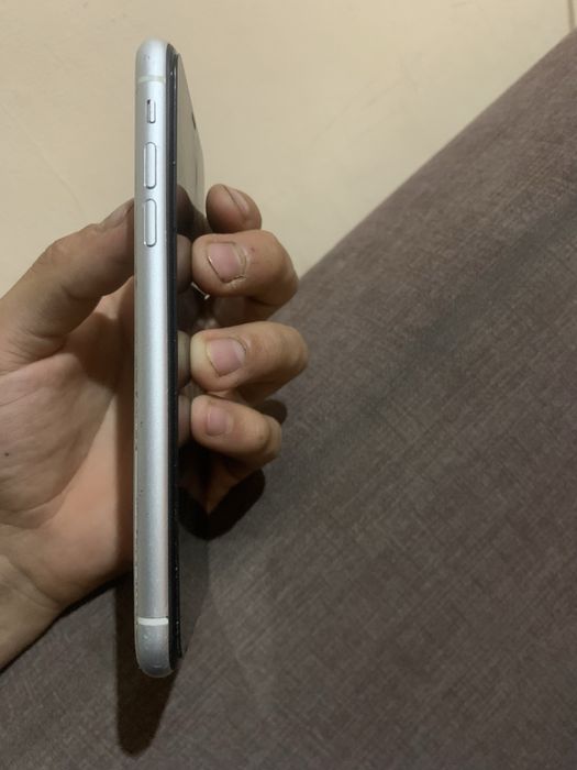 Iphone 12 sotiladi