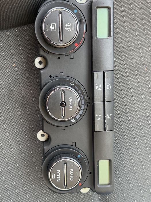 Панел за управление на климатроник