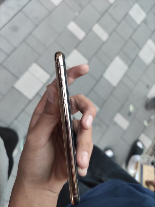 Айфон 11 про 64 гб 81%(стоит защитка)