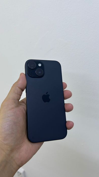 Айфон 15 128гб..