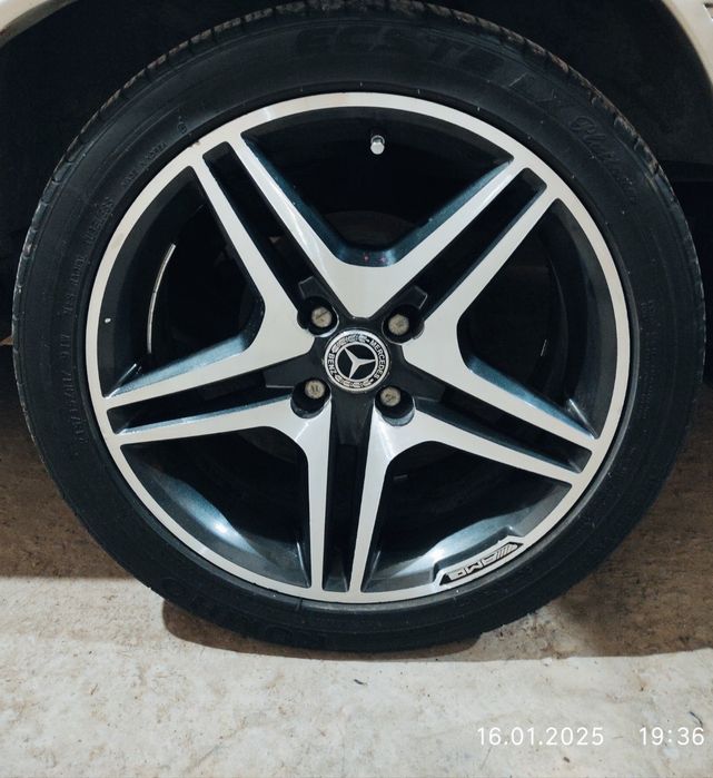 Merc Diska 215: 45: r17