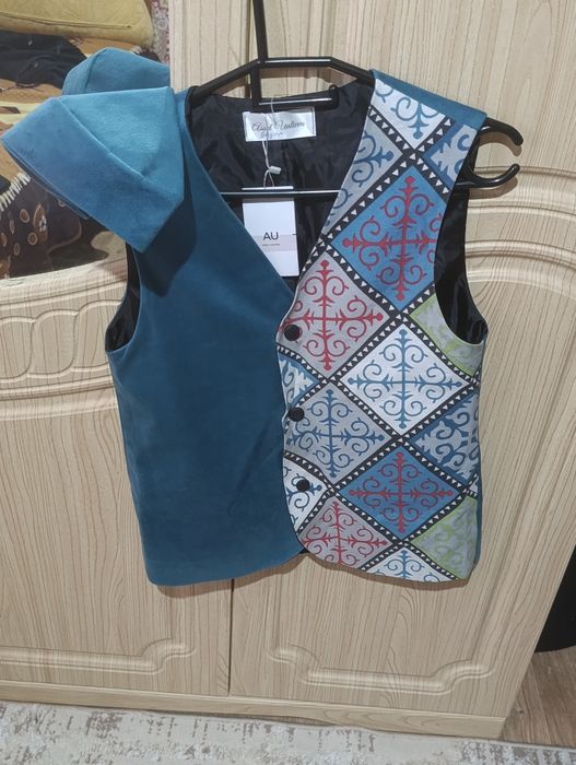 Продам жилет национальный