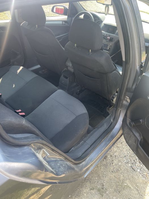 Se vinde urgent opel astra h
