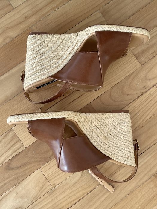 Лятна висока обуква Zara