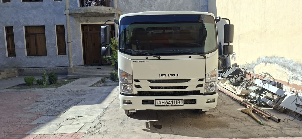 isuzu nqr75 evakuator