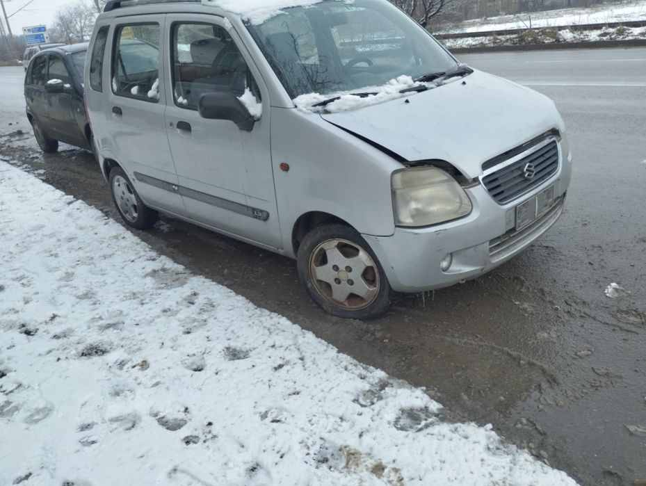 Suzuki Wagon R+ 1.3i на части !!!