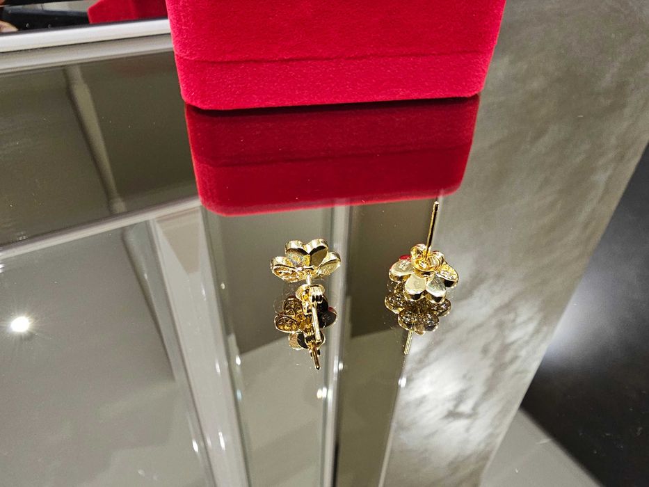 Van Cleef & Arpels VCA Gold Frivole Mini Diamond Clover Дамски Обеци