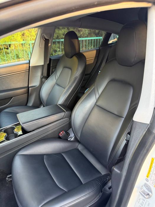 Продам TESLA MODEL 3 long range