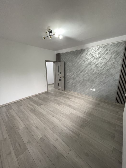 Apartament de inchiriat.