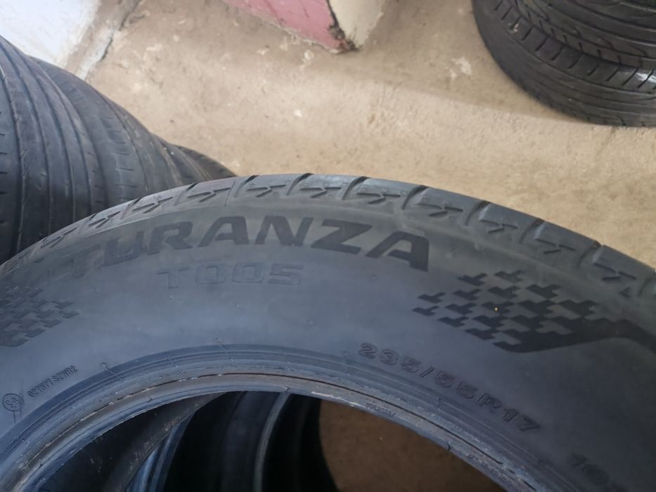 235 55 17, câte 4buc vară Michelin și Bridgestone,5mm