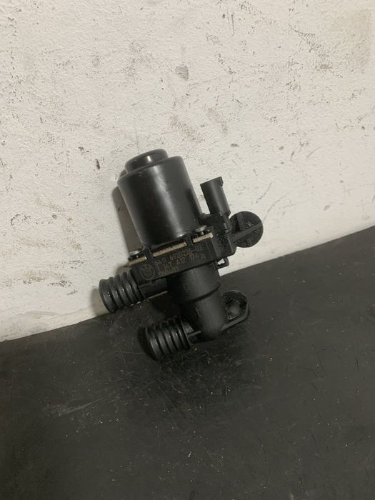 Pompa recirculare BMW Seria 5 E60 E61 | 6920226 pompa incalzire apa