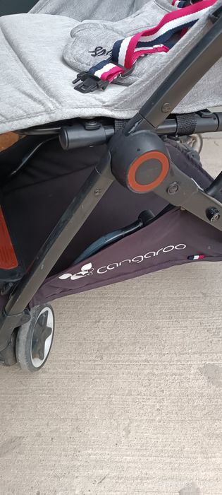 Кенгуру Лятна количка