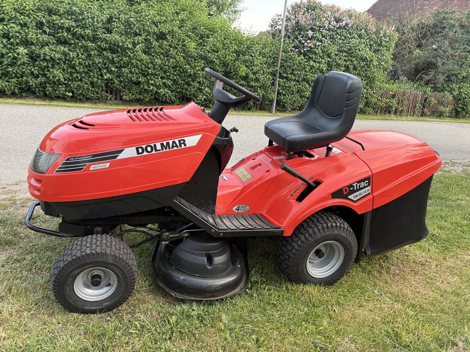 Vând tractoras Dolmar 13,5CP