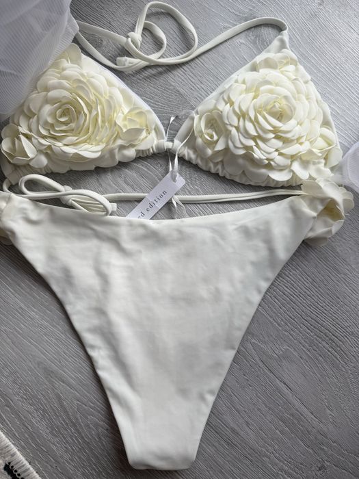 Costum baie Asos Editie limitata+ cadou Zara