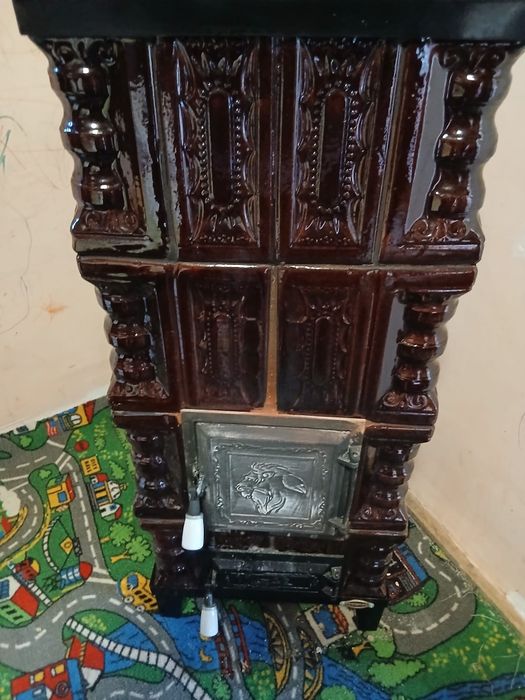 Sobă teracotă cu plită