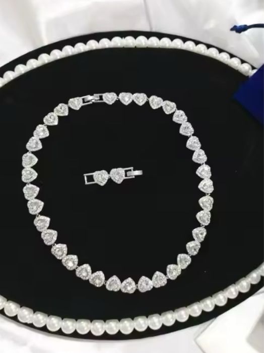 SET Tennis Ariana Grande x Swarovski