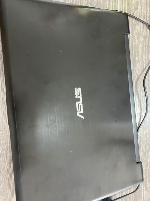 Срочно продам ноутбук ASUS