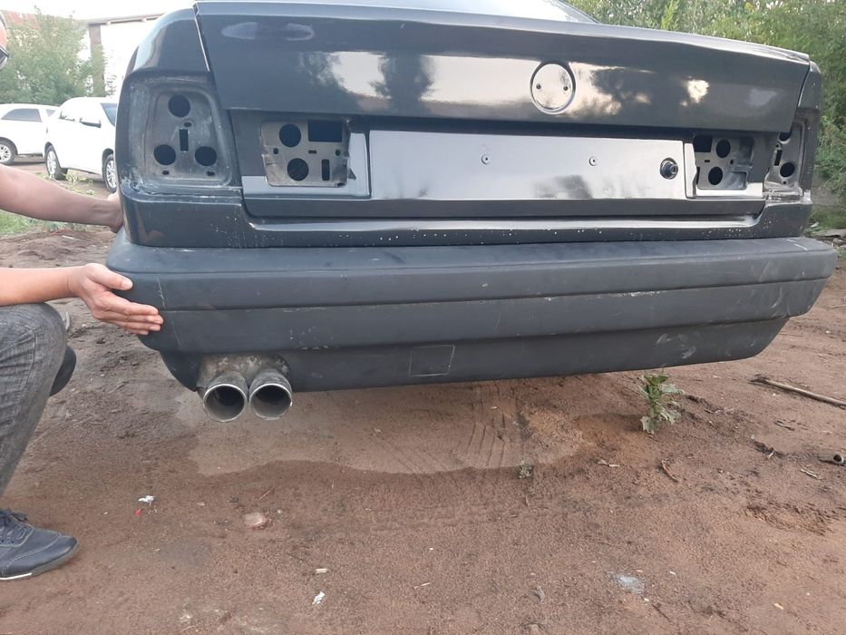 Продам бампер передний хорошего качества Ауди 100 с4