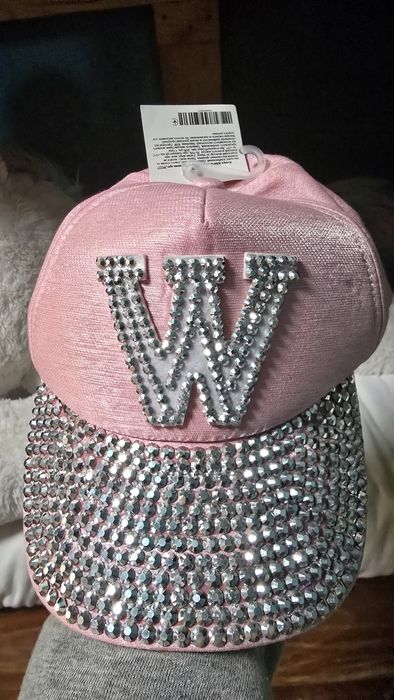 Voi vinde unul nou fără sticlă, ieftin.