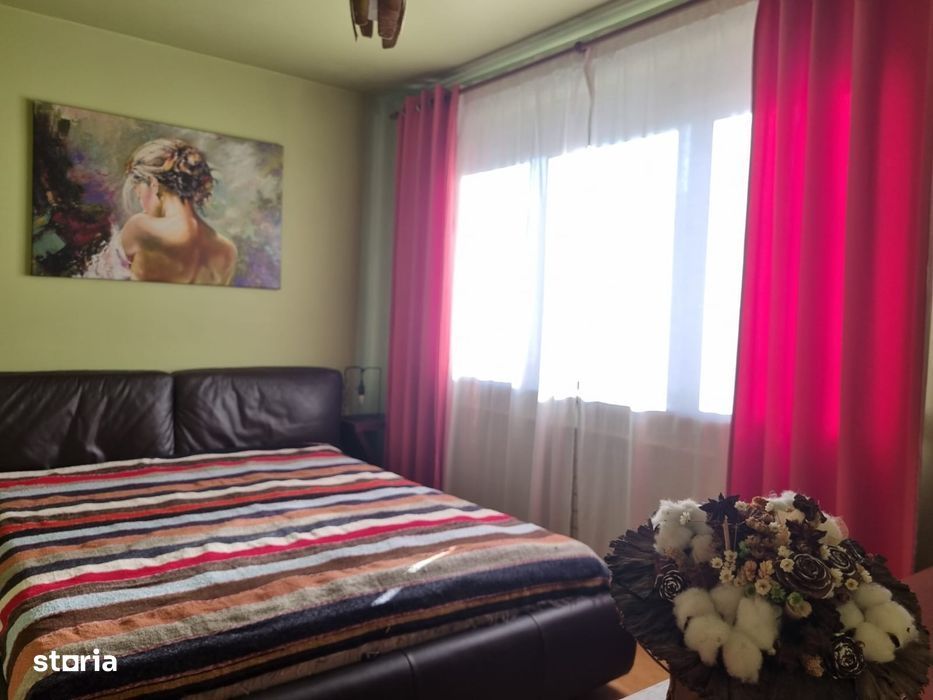 3 camere semidecomandat, spatios si luminos - Vatra Luminoasa