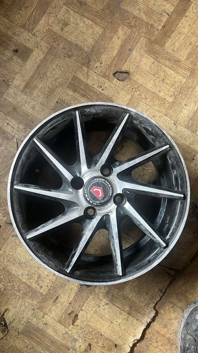 Титановый диска р14