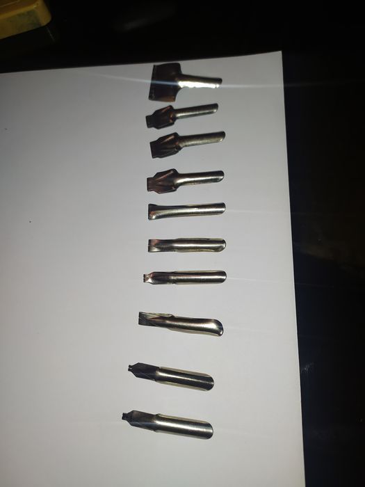 Срочно продаются перья для чернил в размере 32шт.