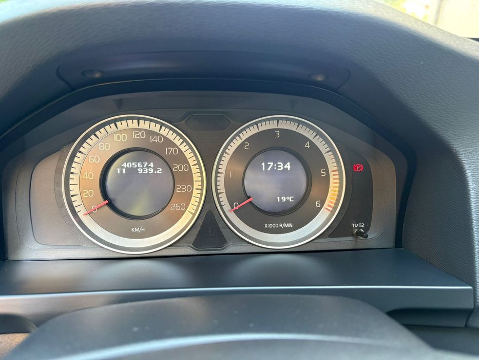 VOLVO S60 2012 Diesel Automat
