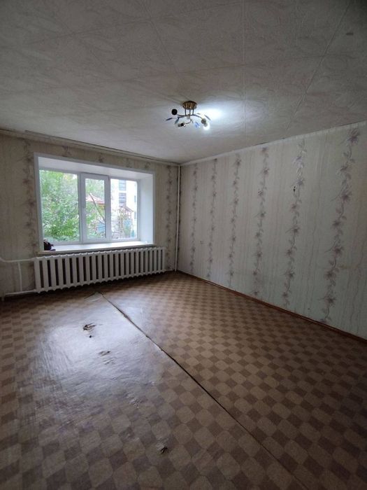Продам 2-комнатную квартиру
