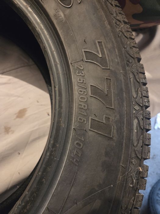 Гуми Maxxis 771  235/60/16  4бр