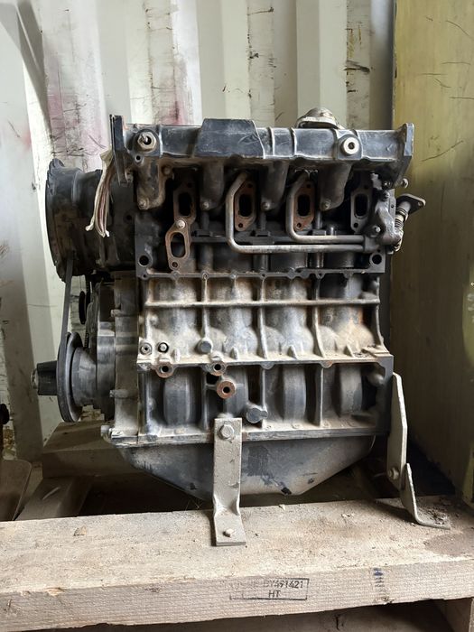 Deutz матор мадель D 2011 L 04