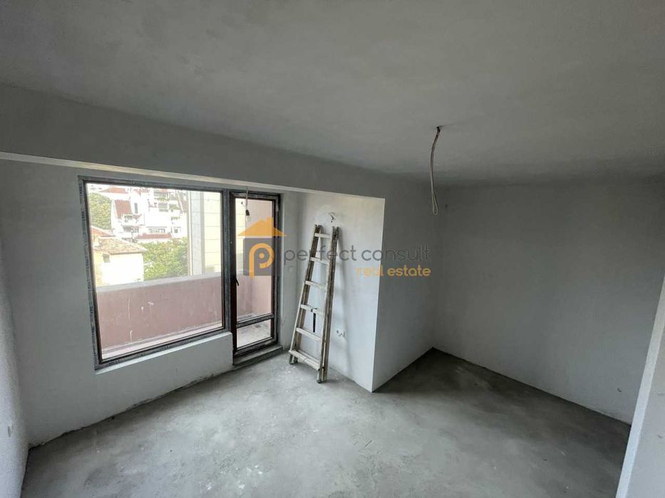 Продава се Тристаен апартамент в Пловдив, Център - 99 кв.м за 1920 €/кв.м - Снимка #5