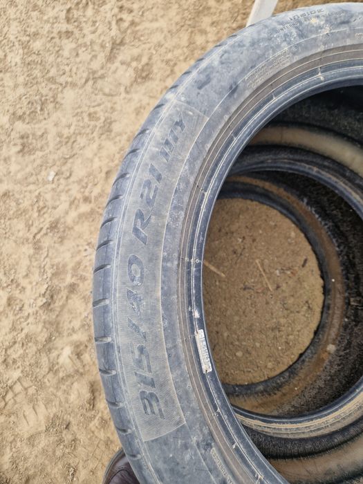 315/40 R21 в отличном состоянии