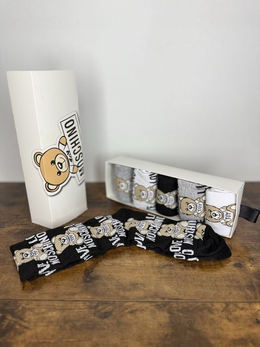 Set 6 perechi de sosete MOSCHINO calitate deosebita cadoul perfect