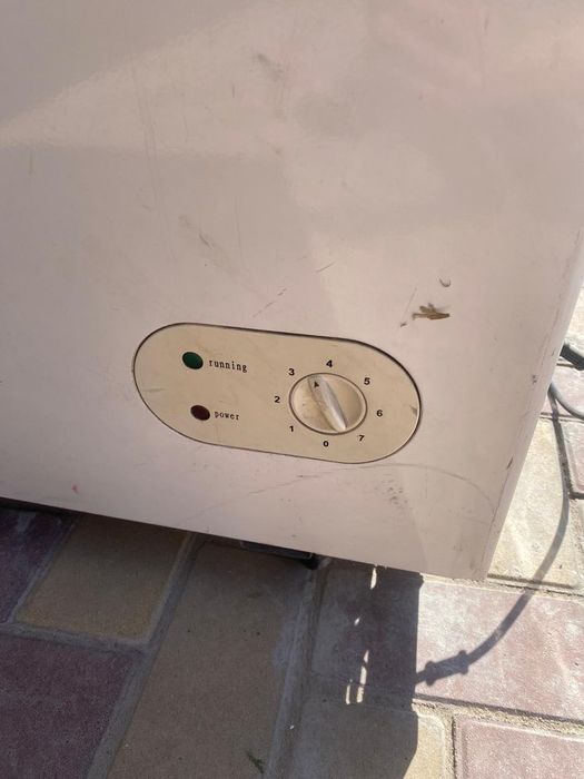 Продам морозильник