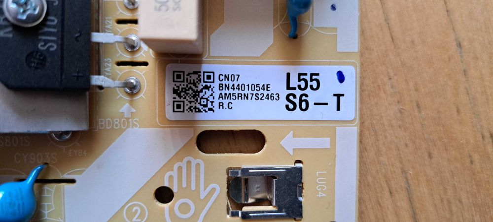 Components din 2 Samsung UE50TU8072UXXH V.01 ecrane defecte