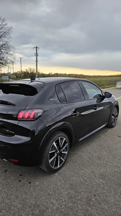 Vand Peugeot 208 GT Line automat