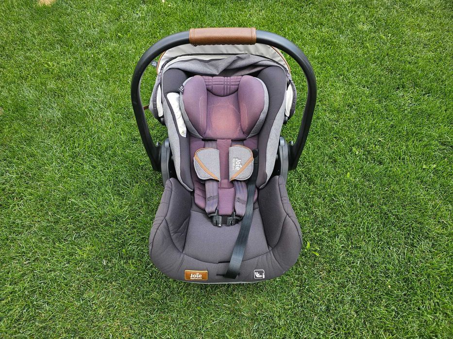 Carucior Joie Signature Finiti 3 in 1 + isofix