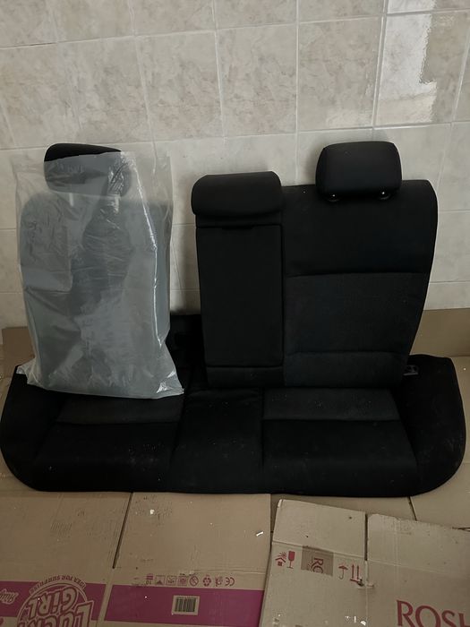 Салон за бмв е90 + волан