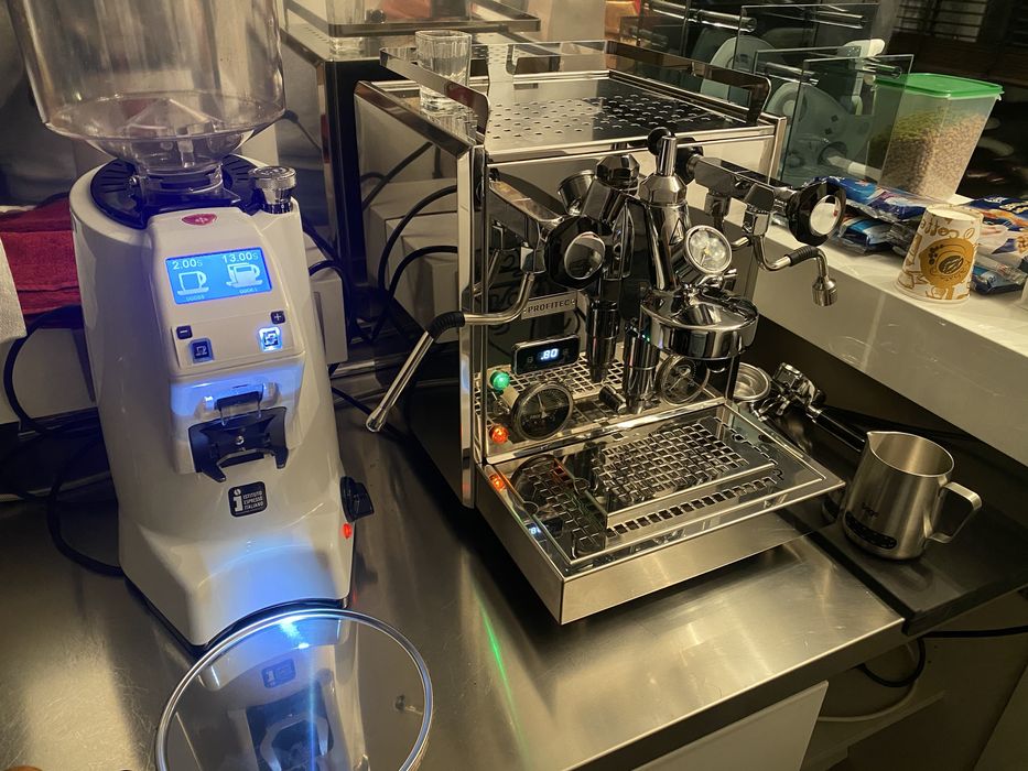 Кафемашина Profitec Pro 700 PID два бойлера