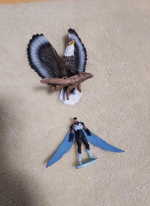 Figurina Schleich vultur + Marvel-Avengers-jucarii colectie originale