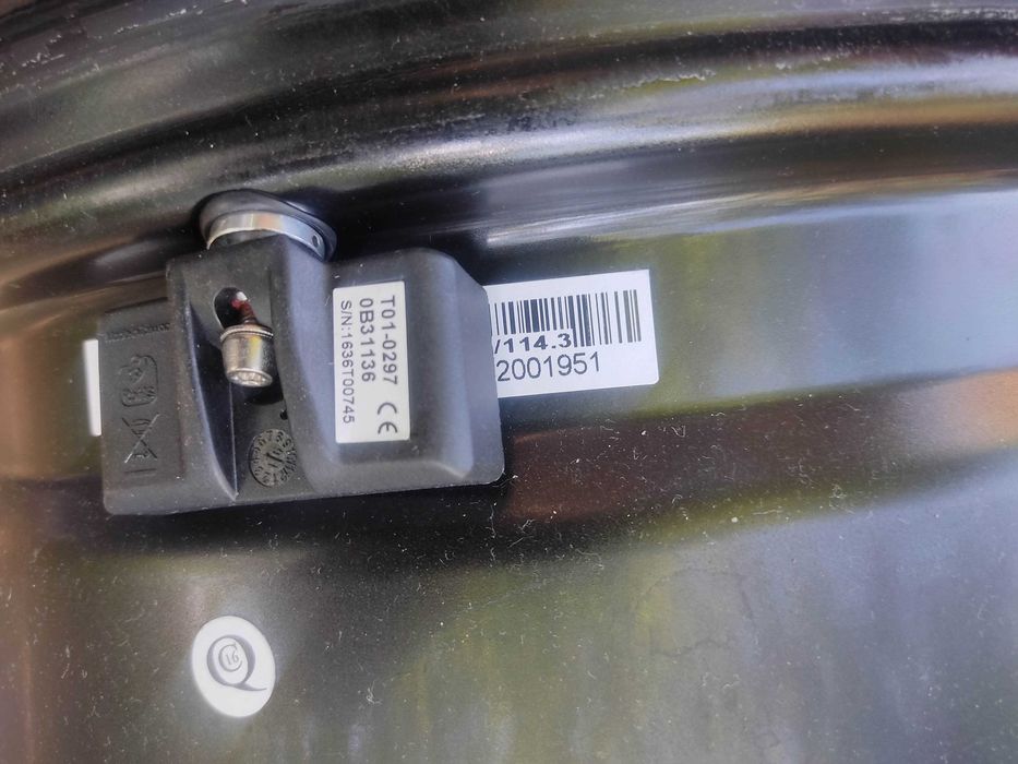 Джанти 4 броя  OXXO OBERON BLACK 16 ET39